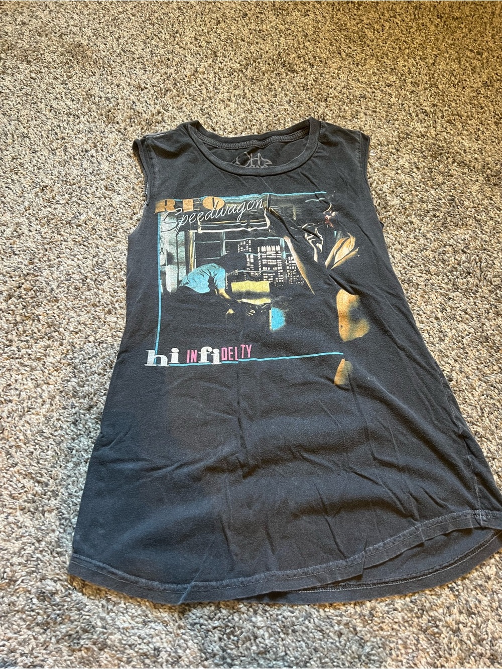 Chaser REO Speedwagon Graphic Sleeveless Band Tee